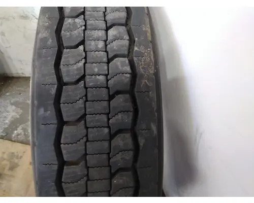 GOODYEAR 295/75R22.5 TIRE