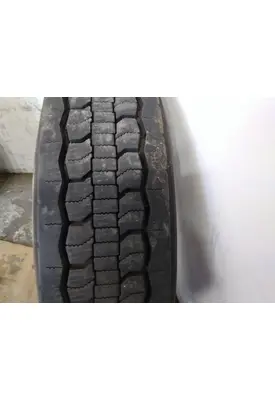 GOODYEAR 295/75R22.5 TIRE