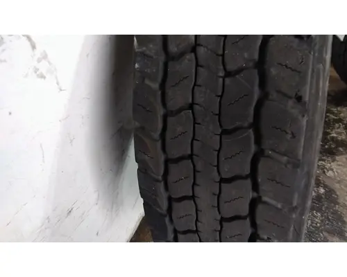 GOODYEAR 295/75R22.5 TIRE