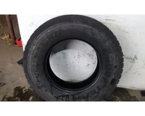 GOODYEAR 295/75R22.5 TIRE