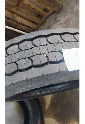 GOODYEAR 295/75R22.5 TIRE