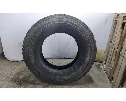 GOODYEAR 295/75R22.5 TIRE