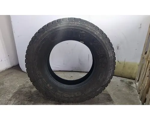 GOODYEAR 295/75R22.5 TIRE