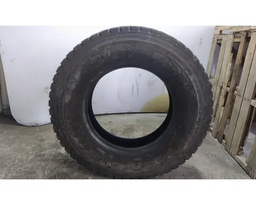 GOODYEAR 295/75R22.5 TIRE