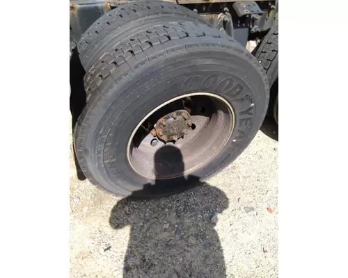 GOODYEAR 295/75R22.5 TIRE