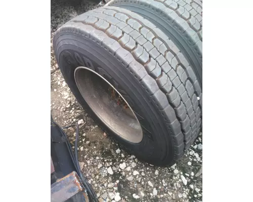 GOODYEAR 295/75R22.5 TIRE