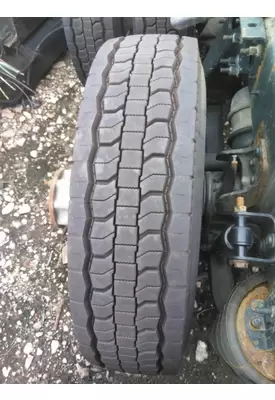 GOODYEAR 295/75R22.5 TIRE