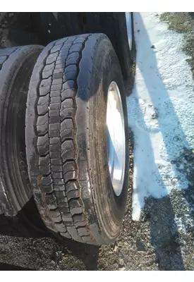 GOODYEAR 295/75R22.5 TIRE
