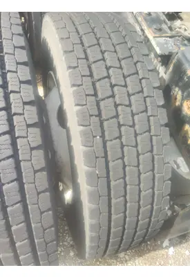 GOODYEAR 295/75R22.5 TIRE