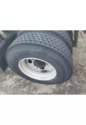 GOODYEAR 295/75R22.5 TIRE