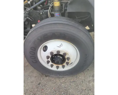 GOODYEAR 295/75R22.5 TIRE