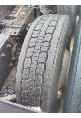 GOODYEAR 295/75R22.5 TIRE