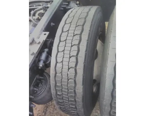 GOODYEAR 295/75R22.5 TIRE