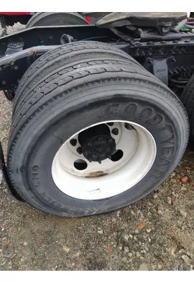 GOODYEAR 295/75R22.5 TIRE