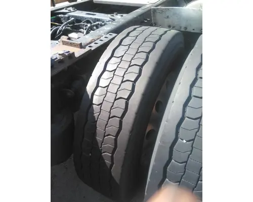 GOODYEAR 295/75R22.5 TIRE