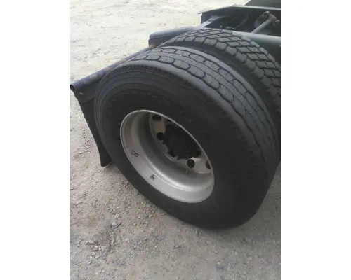 GOODYEAR 295/75R22.5 TIRE