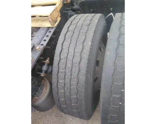 GOODYEAR 295/75R22.5 TIRE