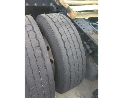 GOODYEAR 295/75R22.5 TIRE