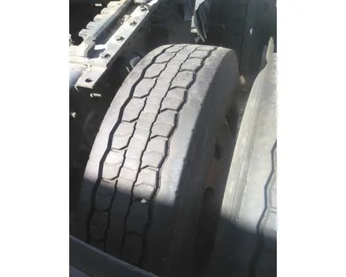 GOODYEAR 295/75R22.5 TIRE