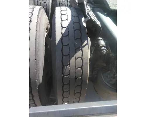 GOODYEAR 295/75R22.5 TIRE