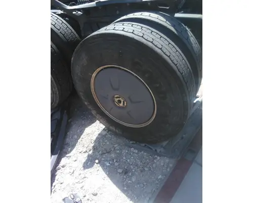GOODYEAR 295/75R22.5 TIRE