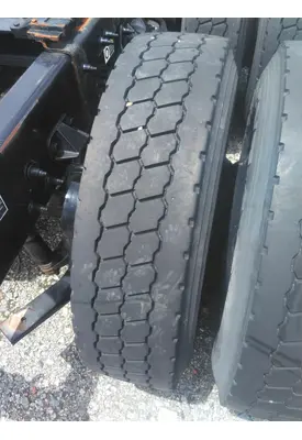 GOODYEAR 295/75R22.5 TIRE