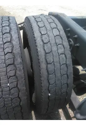 GOODYEAR 295/75R22.5 TIRE