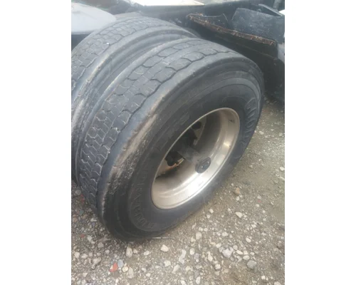 GOODYEAR 295/75R22.5 TIRE