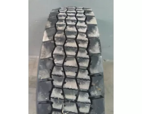 GOODYEAR 295/75R22.5 TIRE