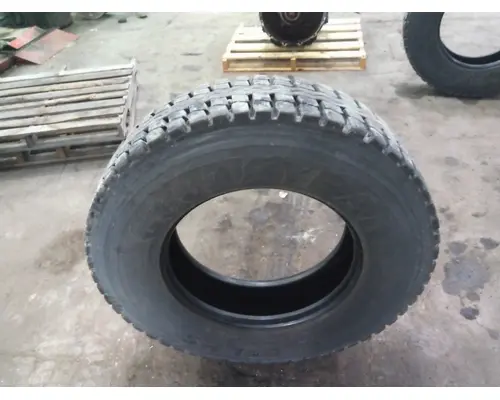 GOODYEAR 295/75R22.5 TIRE