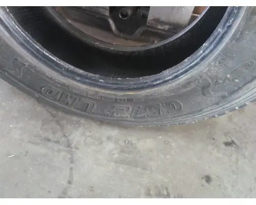 GOODYEAR 295/75R22.5 TIRE