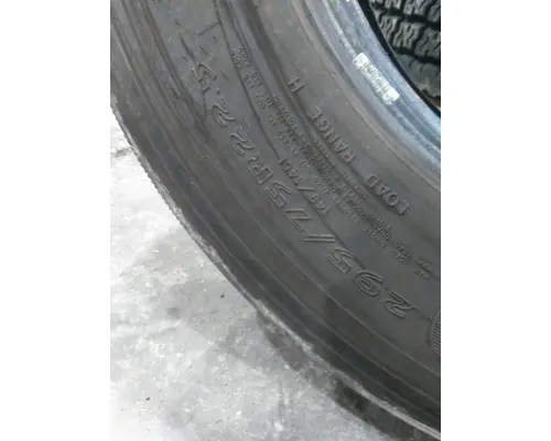 GOODYEAR 295/75R22.5 TIRE