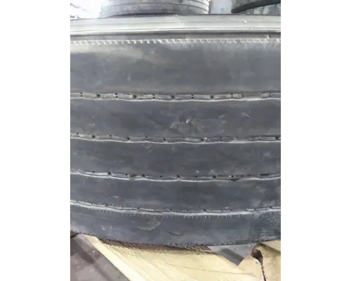 GOODYEAR 295/75R22.5 TIRE