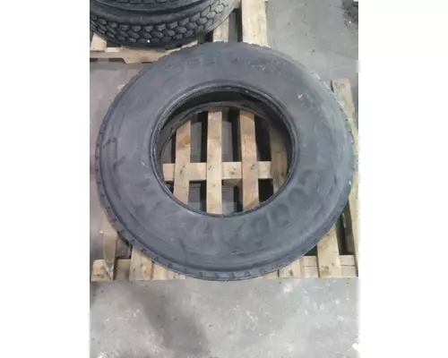 GOODYEAR 295/75R22.5 TIRE