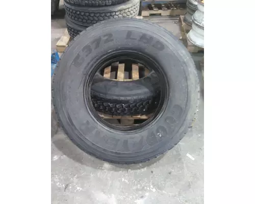 GOODYEAR 295/75R22.5 TIRE