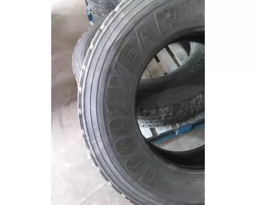 GOODYEAR 295/75R22.5 TIRE