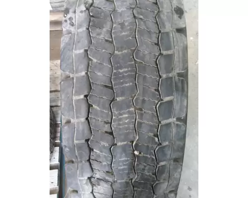 GOODYEAR 295/75R22.5 TIRE