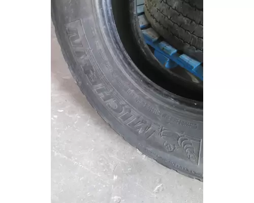 GOODYEAR 295/75R22.5 TIRE