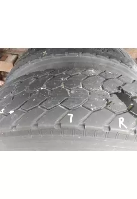 GOODYEAR 295/75R22.5 TIRE