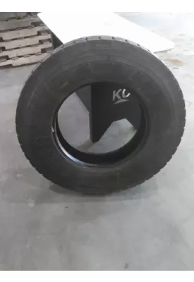 GOODYEAR 295/75R22.5 TIRE