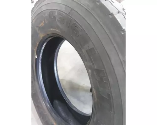 GOODYEAR 295/75R22.5 TIRE