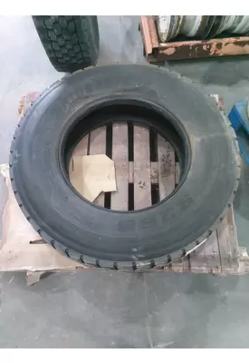 GOODYEAR 295/75R22.5 TIRE
