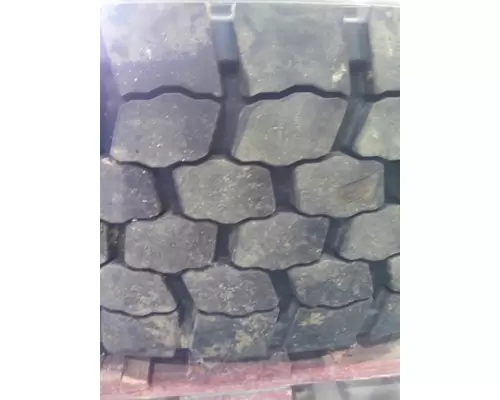 GOODYEAR 295/75R22.5 TIRE