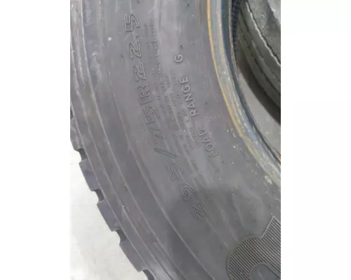 GOODYEAR 295/75R22.5 TIRE