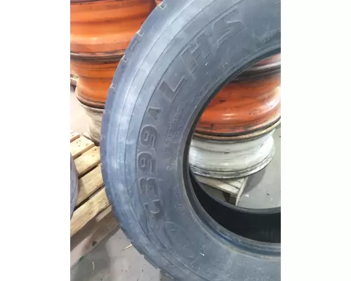 GOODYEAR 295/75R22.5 TIRE