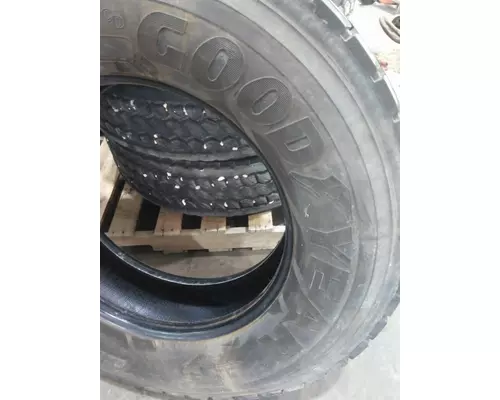 GOODYEAR 295/75R22.5 TIRE