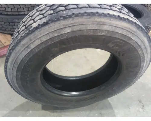 GOODYEAR 295/75R22.5 TIRE