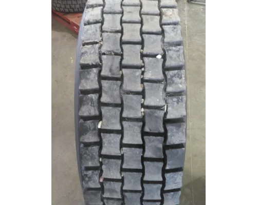 GOODYEAR 295/75R22.5 TIRE