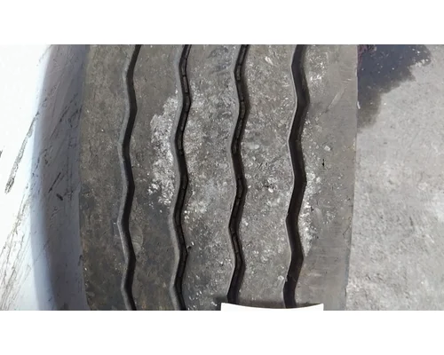 GOODYEAR 315/80R22.5 TIRE