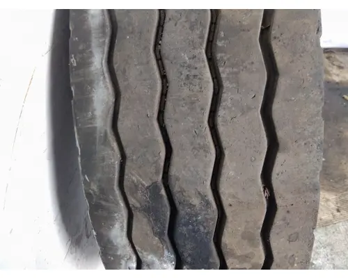 GOODYEAR 315/80R22.5 TIRE
